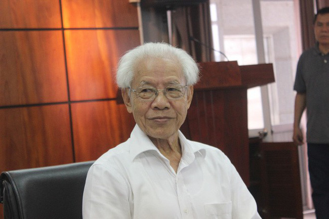 GS Hồ Ngọc Đại: Kỳ 1 của lớp GS Ngô Bảo Châu không học chữ mà chỉ học hình vuông, tròn
