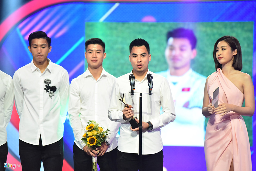 Ngô Kiến Huy, Lan Phương, U23 Việt Nam được vinh danh tại VTV Awards