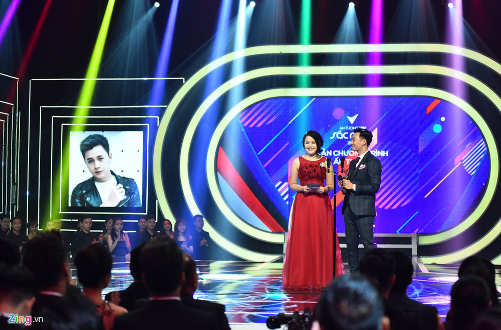 Ngô Kiến Huy, Lan Phương, U23 Việt Nam được vinh danh tại VTV Awards