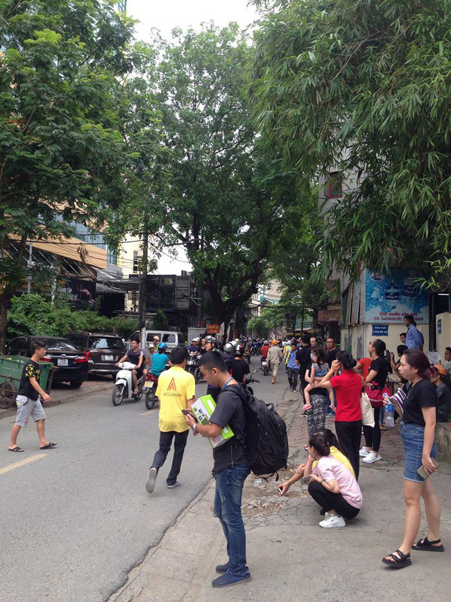 Xôn xao thông tin tòa nhà cao tầng kim khí Thăng Long ở Lương Yên bị nghiêng do rung chấn?