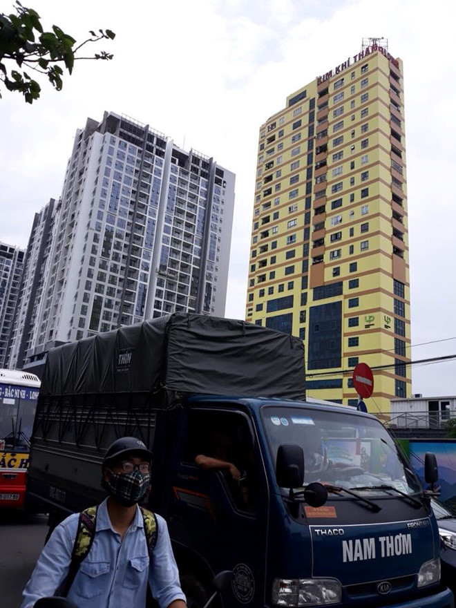 Hà Nội rung lắc vì động đất mạnh ở Trung Quốc