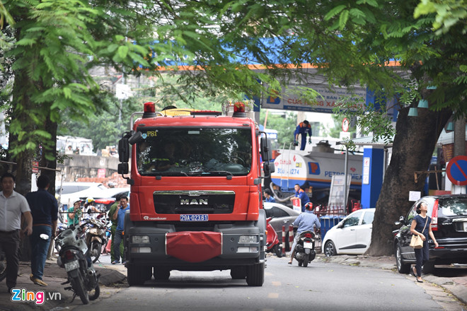 Hà Nội rung lắc vì động đất mạnh ở Trung Quốc