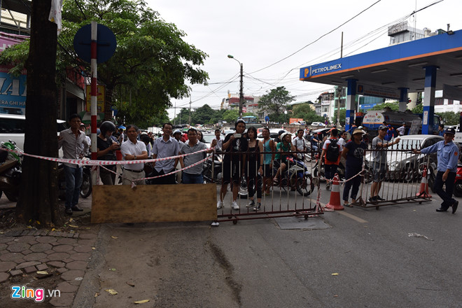 Hà Nội rung lắc vì động đất mạnh ở Trung Quốc