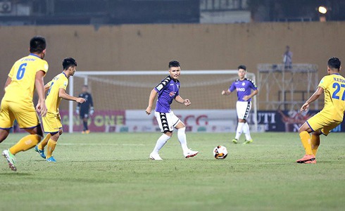 Quang Hải nói gì khi cùng Hà Nội FC vô địch V.League sớm 5 vòng?