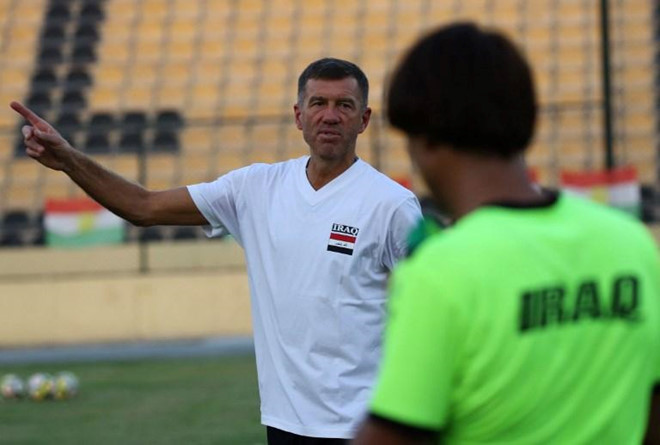 HLV Park Hang-seo đối đầu huyền thoại bóng đá Slovenia ở Asian Cup