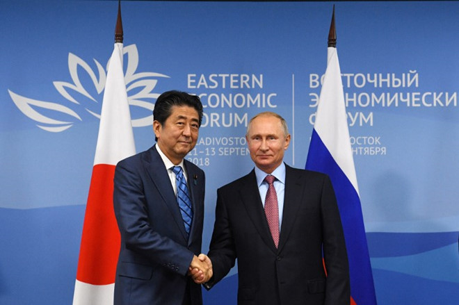 Ông Abe, Putin thảo luận để sớm ký hiệp định hòa bình