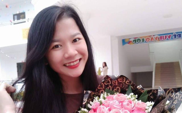 Nhan sắc khả ái, dịu dàng của cô giáo mầm non đứng nhảy chữa cháy cho các bé học sinh quên bài gây sốt MXH Nhan sắc khả ái, dịu dàng của cô giáo mầm non đứng nhảy chữa cháy cho các bé học sinh quên bài gây sốt MXH