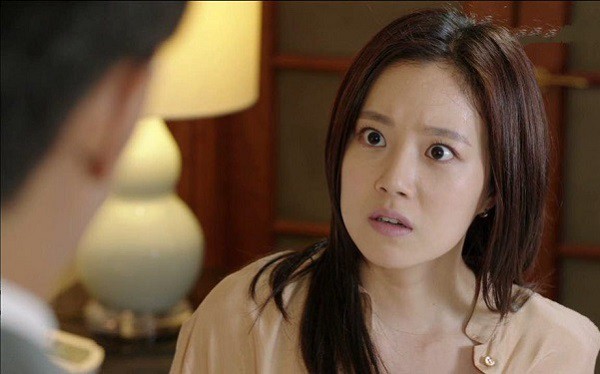 Tin tưởng cho chồng quản lý tiền bạc, một lần kiểm tra số dư tài khoản, tôi mới ê chề phát hiện sự thật phũ phàng về con người anh