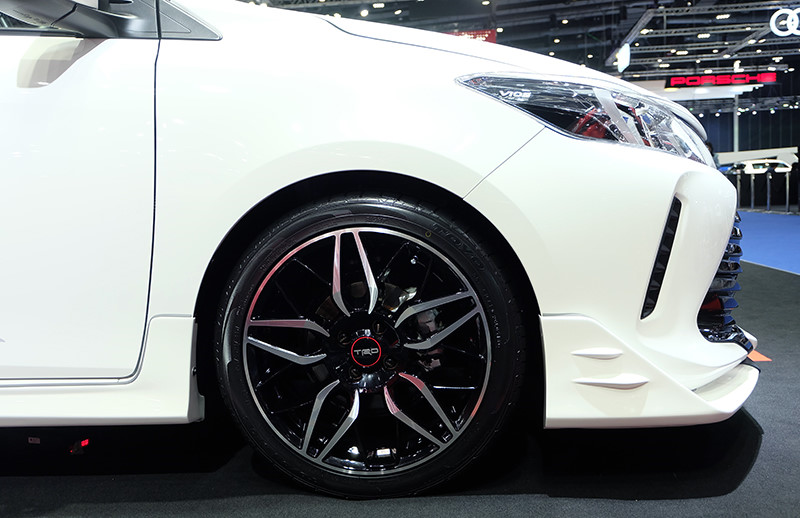 Toyota ra mắt Vios phong cách xe đua đường phố, giá 23.000 USD