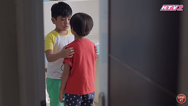 Phim Gạo nếp gạo tẻ tập 55: Hương khóc hết nước mắt khi nghe lén 2 con nói chuyện