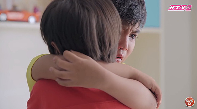 Phim Gạo nếp gạo tẻ tập 55: Hương khóc hết nước mắt khi nghe lén 2 con nói chuyện