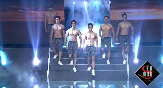 Chung kết Siêu mẫu Việt Nam 2018: Khán giả hoang mang vì kịch bản như thi Hoa hậu và The Voice