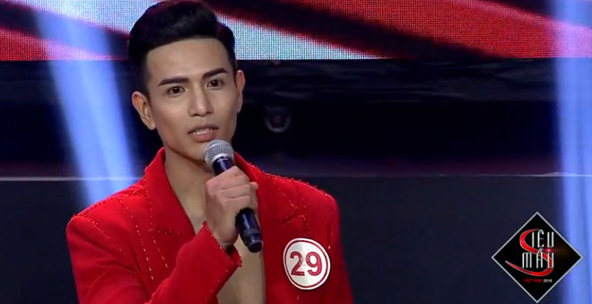 Chung kết Siêu mẫu Việt Nam 2018: Khán giả hoang mang vì kịch bản như thi Hoa hậu và The Voice