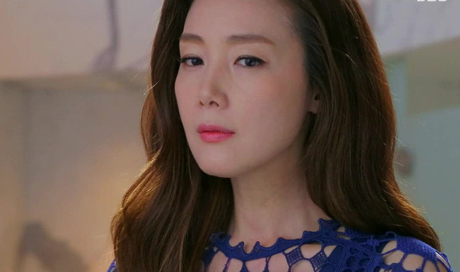 Vợ trao của hồi môn cho bồ nhí của chồng ngay trước ngày cưới, chẳng ai ngờ đó lại là chiêu trả thù sâu cay