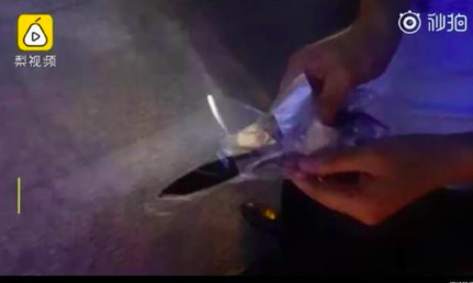 Nếu không muốn chia tay thì giao trái tim của anh cho em - sau câu nói tưởng như đùa của bạn gái, chàng trai bị moi tim suýt chết