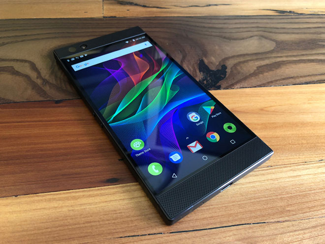 Razer Phone giá 9 triệu đồng mới là thứ game thủ cần