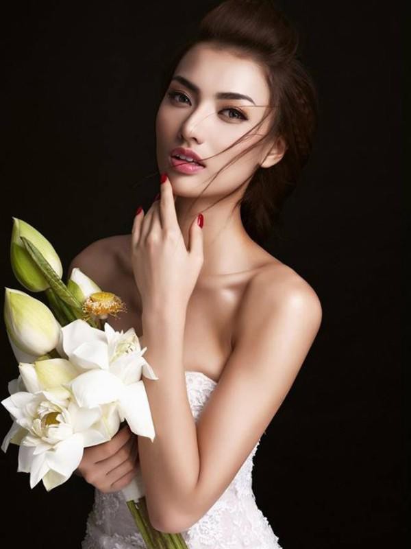 Từ vụ Á hậu, MC bán dâm nghìn đô: Từng có nhiều người đẹp công khai chuyện đại gia mời đi khách