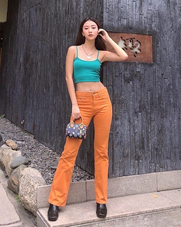 Trời vào thu nhưng sao Việt vẫn mê mẩn áo hở eo