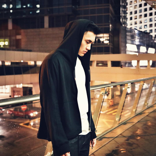 HLV hot nhất MXH Trung Quốc: Điển trai, cao 1m86, thân hình khiến các cô gái xịt máu mũi