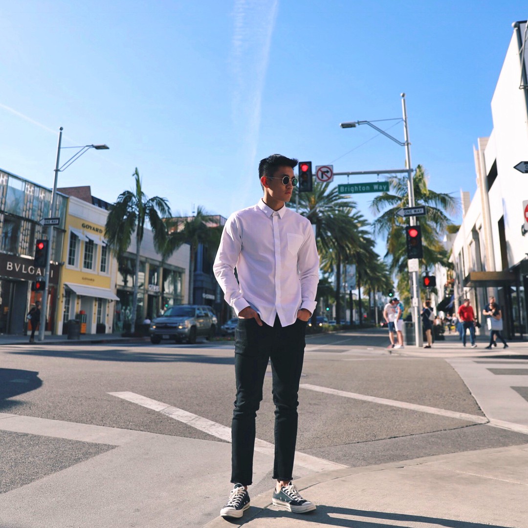 HLV hot nhất MXH Trung Quốc: Điển trai, cao 1m86, thân hình khiến các cô gái xịt máu mũi