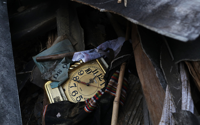 Thuỷ điện xả lũ làm trôi nhà, dân phải ở tạm lều lán