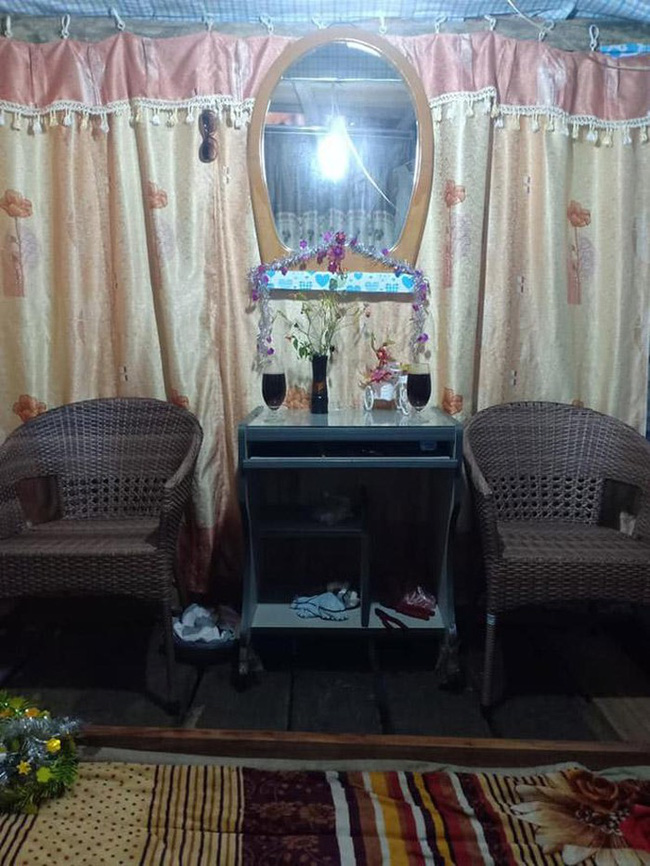 Cô dâu 61 tuổi lấy chồng 26 tuổi: Gia đình ủng hộ như một người con gái chứ không phải bà già đi lấy chồng