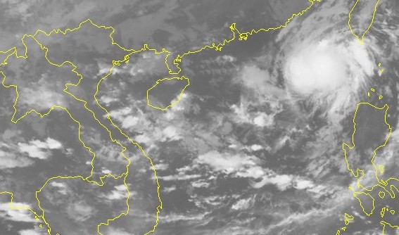 Biển Đông đón cơn bão số 5, Bắc Bộ mưa lớn