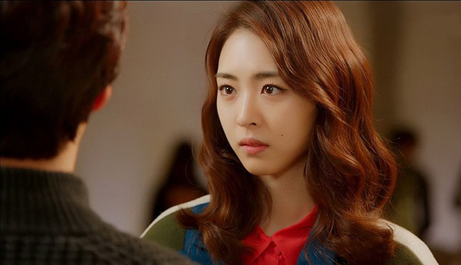 Đang tận hưởng cuộc sống độc thân yên bình thì chồng cũ nửa đêm gọi cửa và đưa ra lời đề nghị không thể sốc hơn