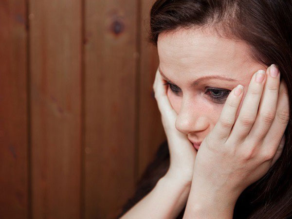 Trong khi mẹ con tôi sống tằn tiện thì chồng dành cho em kết nghĩa cả một cơ ngơi đến mơ tôi cũng chẳng dám nghĩ tới