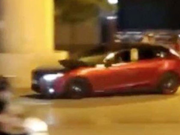 Tài xế ôtô đánh võng trên phố ở Hà Nội bị phạt 14 triệu đồng