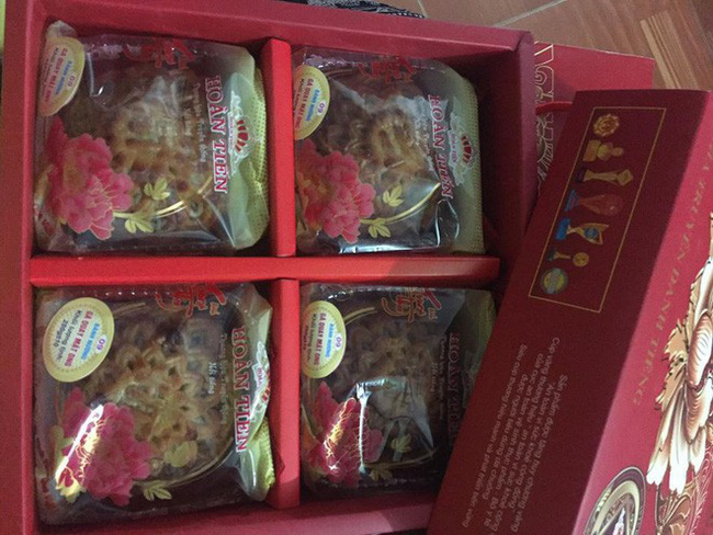 Sự thật bẽ bàng đằng sau câu chuyện đẫm nước mắt thu hút 10k like của cô gái trẻ mồ côi mắc bệnh ung thư máu