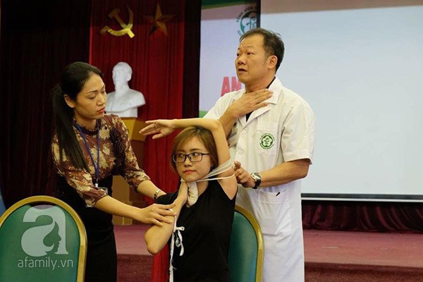 Trường hợp bị cứa đứt động mạch, làm thế nào để sơ cứu đúng chỉ trong vài phút sống còn?