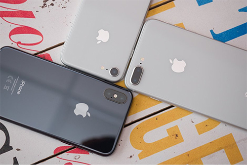 iPhone Xr bản giá rẻ chưa ra đã bị lo không đủ bán
