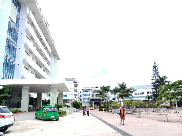 Cụ bà 84 tuổi nhảy lầu 6 bệnh viện tự tử?