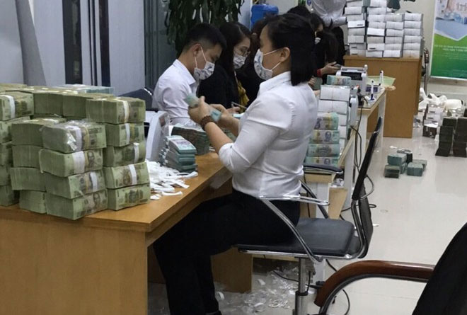 Người phụ nữ nuôi Phan Sào Nam từ nhỏ và mớ tiền giấu kín