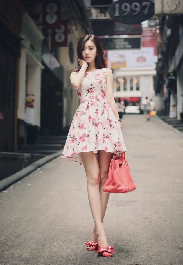 4 kiểu váy thướt tha các nàng cứ diện lên là xinh như công chúa trong mùa thu năm nay 4 kiểu váy thướt tha các nàng cứ diện lên là xinh như công chúa trong mùa thu năm nay