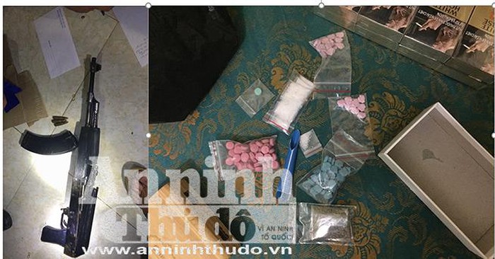 Cận cảnh số súng đạn, ma túy khủng của đường dây buôn hàng trắng