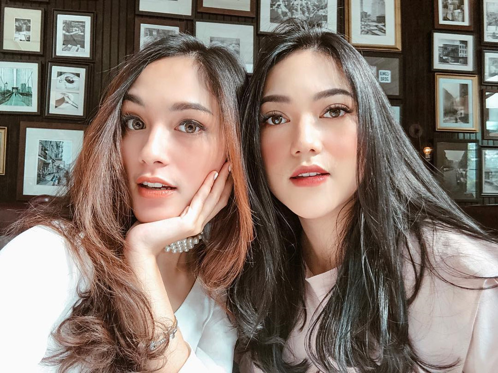 Hot girl cung bọ cạp có bạn trai thiếu gia, nổi tiếng ở Indonesia