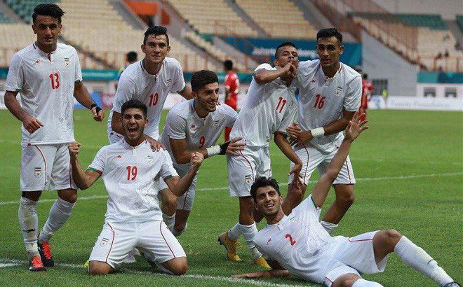 Đánh bại Uzbekistan, Iran gieo nỗi lo cho HLV Park Hang-seo