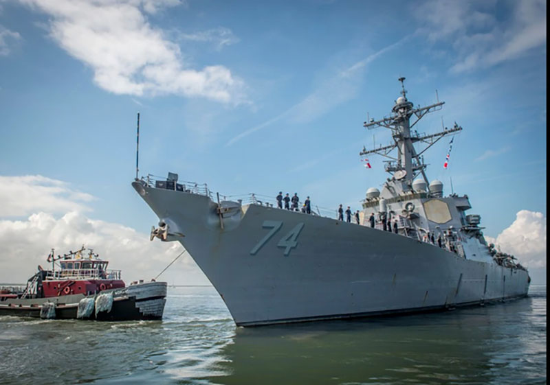 Lo siêu bão quái vật, dân Mỹ giằng chống nhà cửa, trữ lương thực và rồng rắn sơ tán