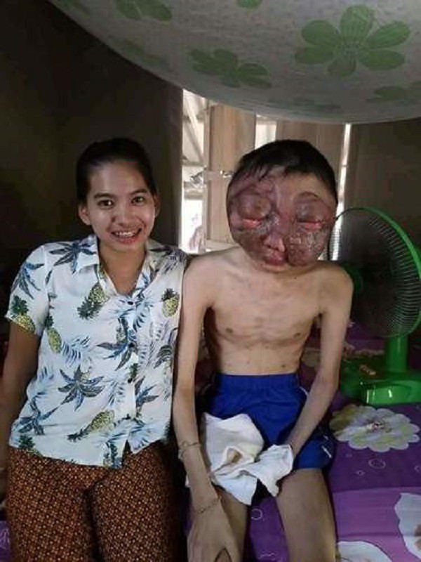 Yêu nhau lúc ngọt bùi nhưng không buông tay ngày giông bão - câu chuyện nóng MXH về tình yêu khiến triệu triệu trái tim rơi lệ