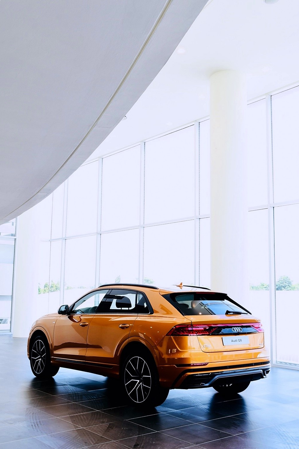 Audi Q8 giá 207.000 USD tại Thái Lan - cạnh tranh BMW X6