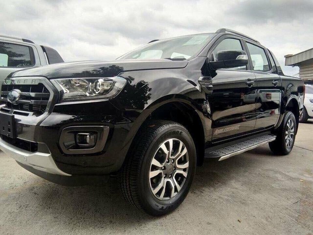 Ford Ranger 2018 rục rịch về đại lý, giá từ 630 triệu đồng