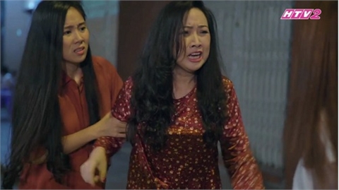 Phim Gạo nếp gạo tẻ tập 57: Mẹ chồng Hương gặp quả báo khi bị con gái lừa mất nhà, Công thành kẻ vô gia cư