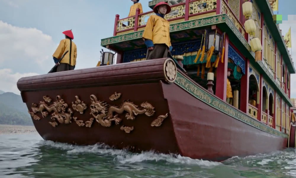Từng gây thất vọng với kỹ xảo 3 xu, Như Ý Truyện vừa khiến fan choáng khi làm hẳn con thuyền 8,5 tỷ