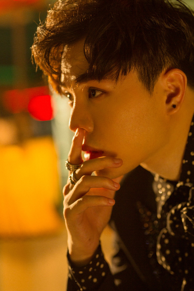 Fan đau đầu khi với bản hit lụy tình mới có tựa đề hack não của Trịnh Thăng Bình