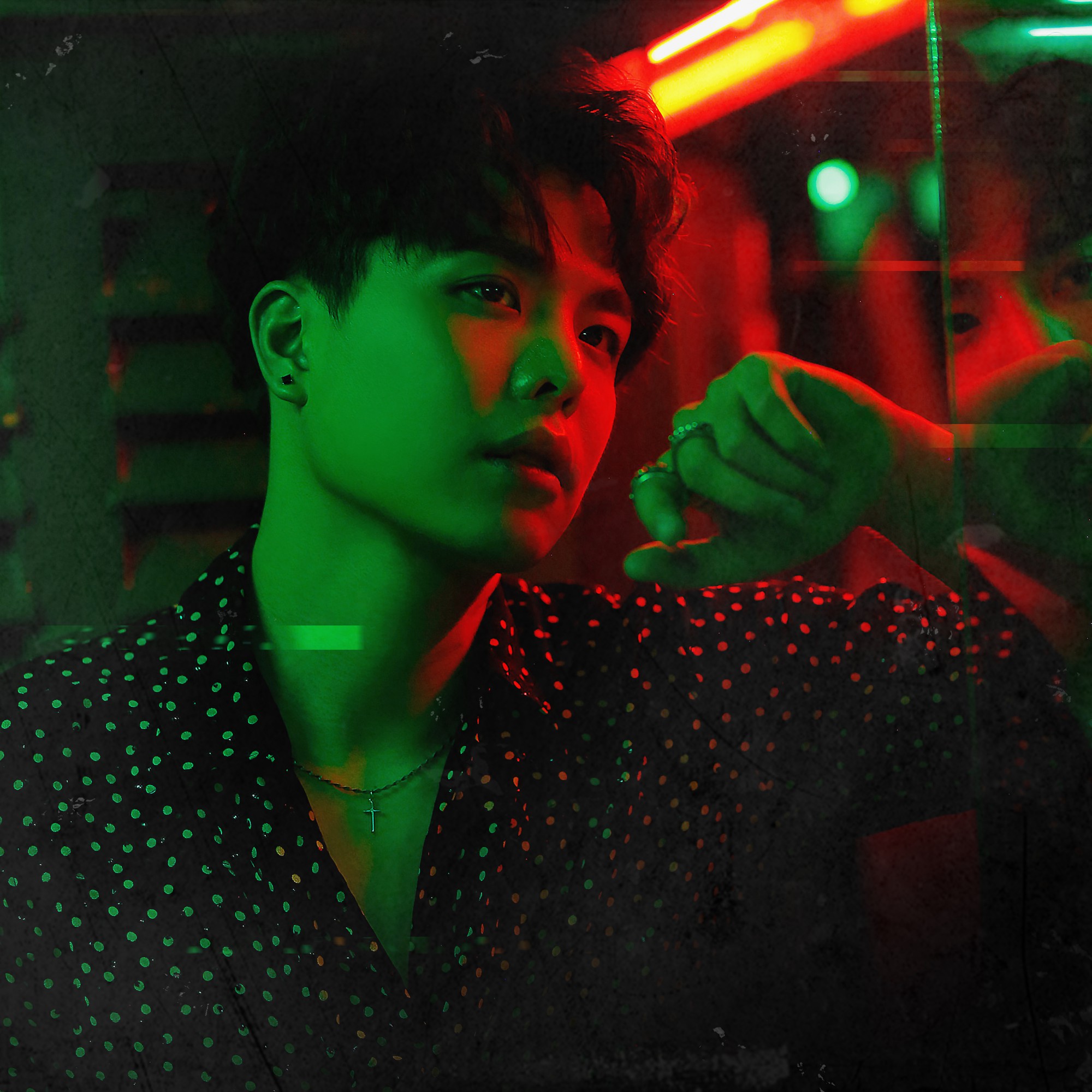 Fan đau đầu khi với bản hit lụy tình mới có tựa đề hack não của Trịnh Thăng Bình