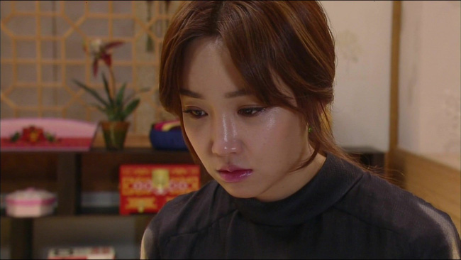 Chồng đòi nhận đứa trẻ hàng xóm làm con nuôi, vợ vẫn vô lo vô nghĩ cho tới khi phát hiện sự thật động trời