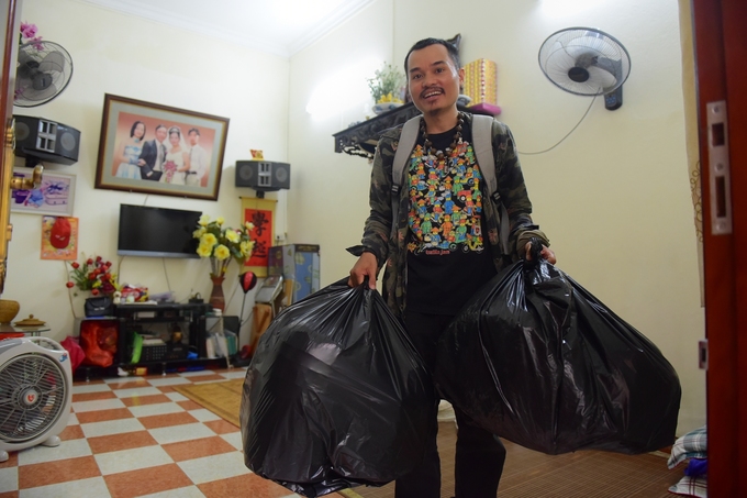 Gia đình 40 năm giữ nghề mặt nạ giấy bồi ở phố cổ Hà Nội