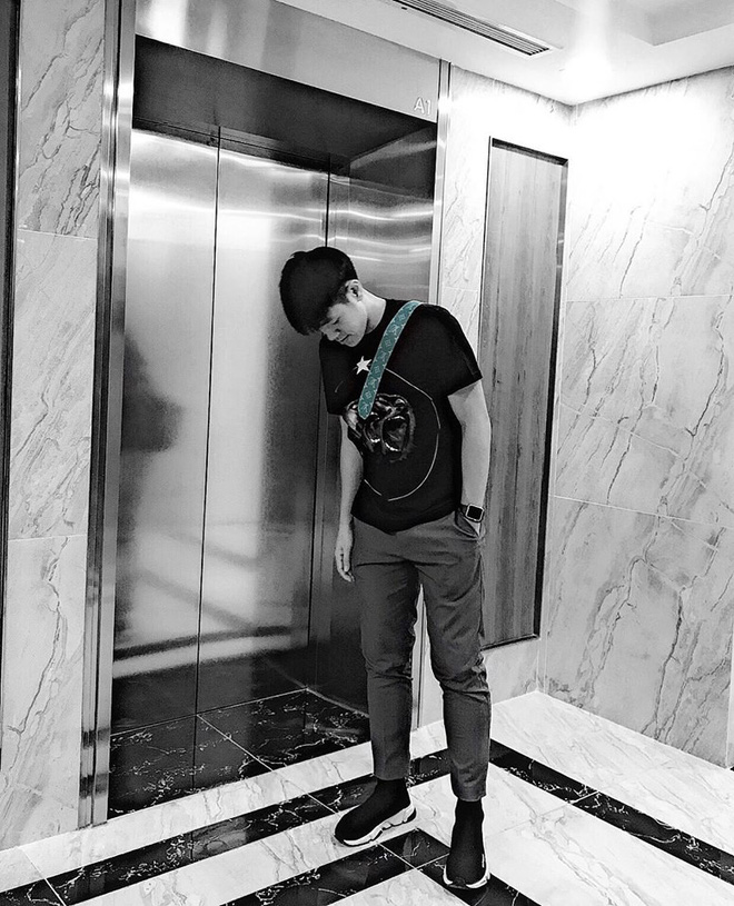 Hot boy cao 1m78 bị Miu Lê hành lên bờ xuống ruộng trong MV mới hoá ra là bạn của Đức Chinh, Văn Hậu